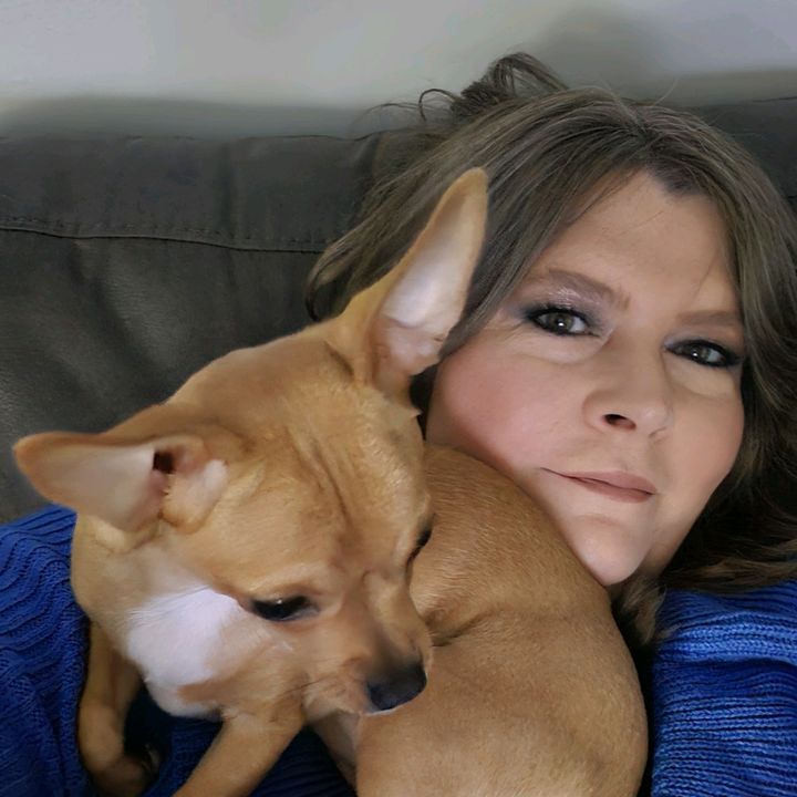 Kristi 🙋‍♀️ & Sophie 🐾