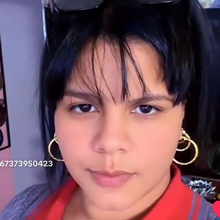 @lacubanita