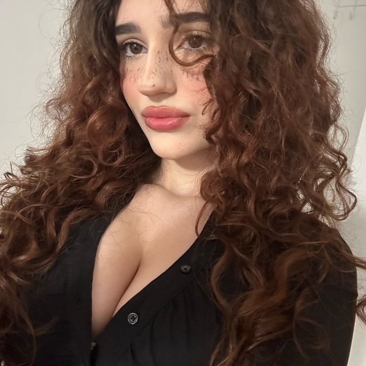 klaudia⋆.˚ ☾⭒.˚