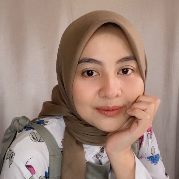 Dela Ayu Rizqi
