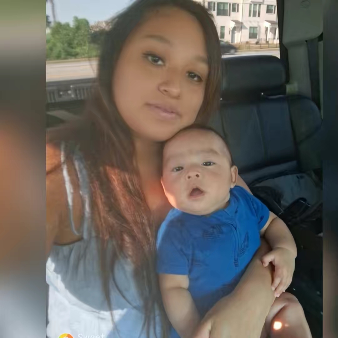 🌻🌻Reynitaa y bebe Jesús 💕💕