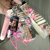 A Court of Books & Keychains