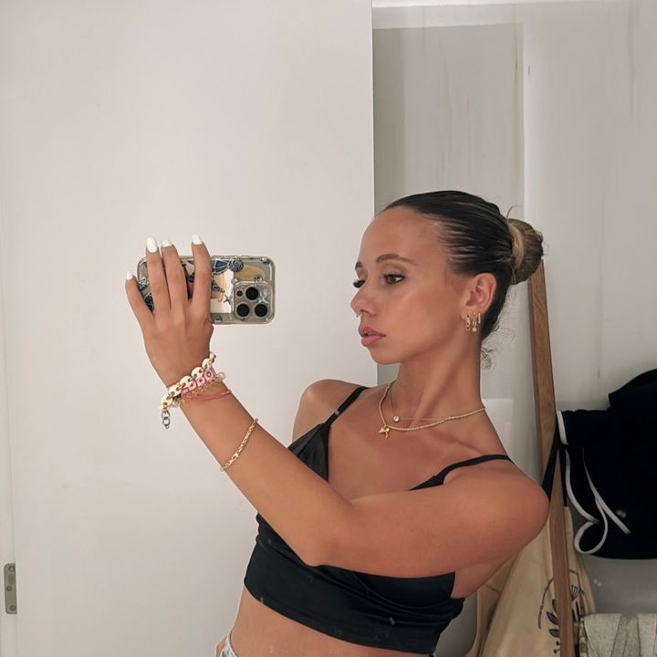 angela🦋