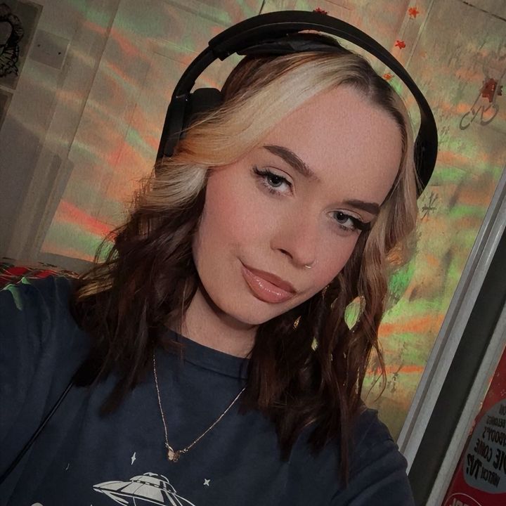 𝓐𝓾𝓽𝓲𝓼𝓽𝓲𝓬𝓐𝓾𝓷𝓽𝓲𝓮🦡