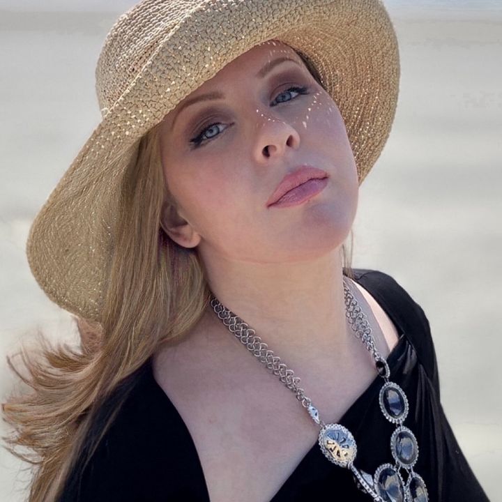 Kim-louise talks astrology