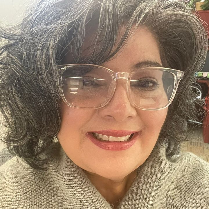 Lori’s Best Life Over 50 🩶💄❌