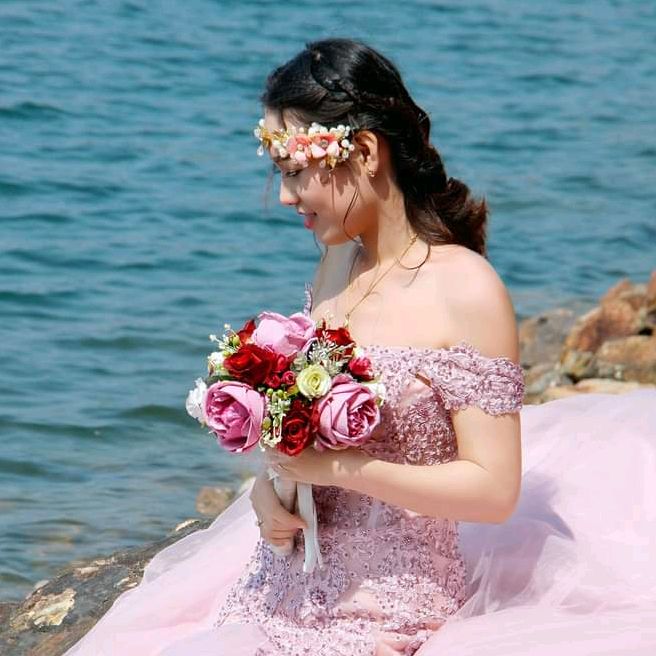 Cô gái họ Nguyễn