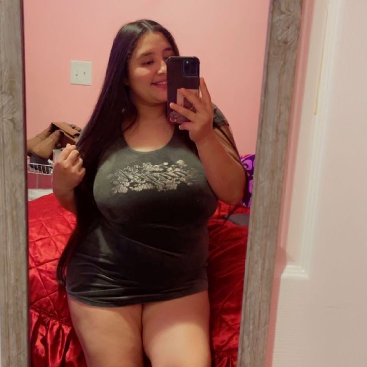 Angie andino23