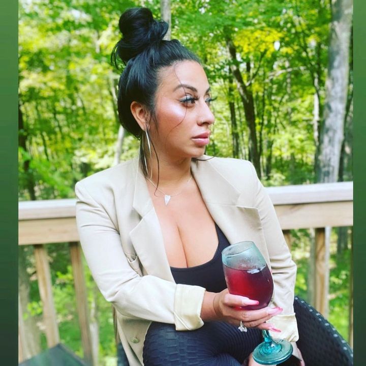 JENNAYY HUNNAY