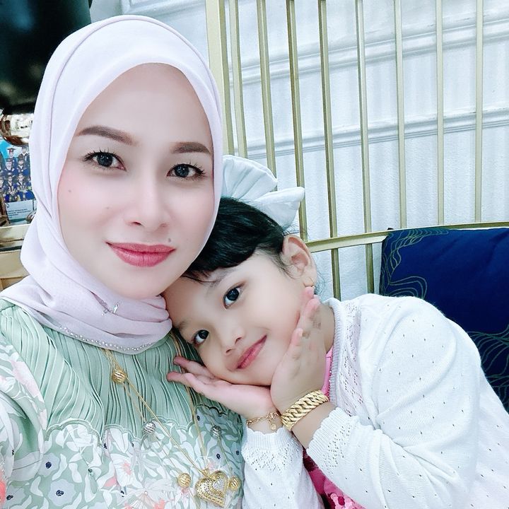 🥰Suzriyna_Sue🥰