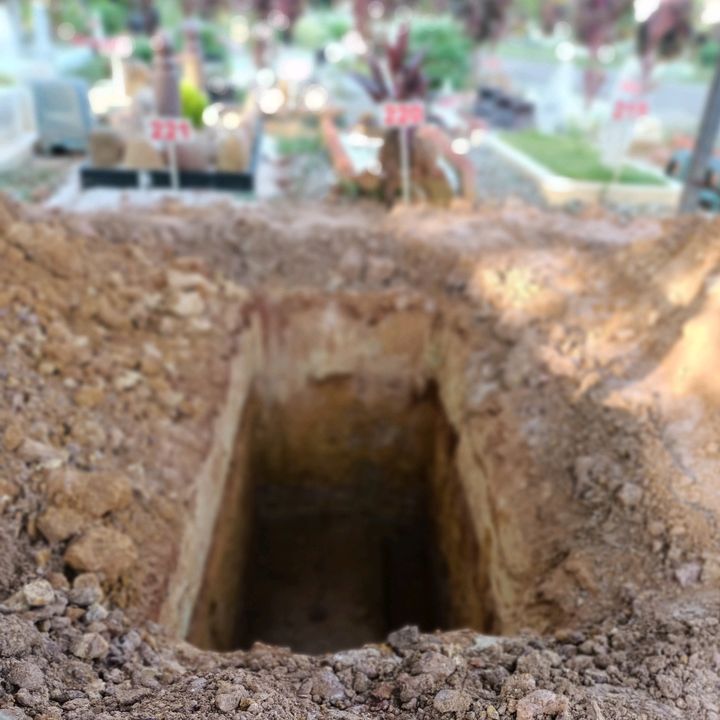 penggali kubur