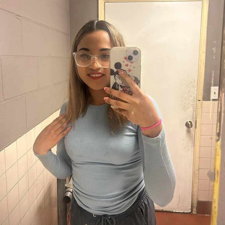 Yaneth 🇭🇳🇭🇳