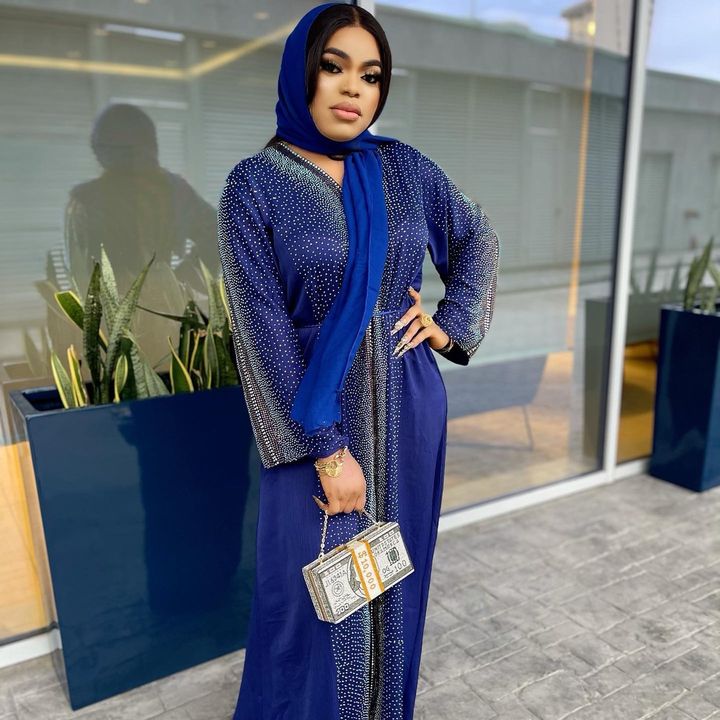 Bobrisky_Fanpage_official