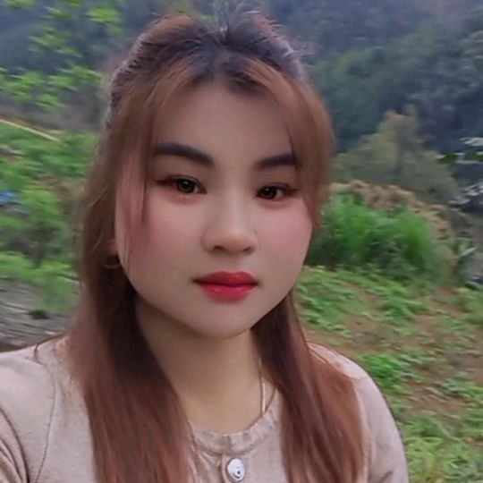 Ngọc luôn buồn