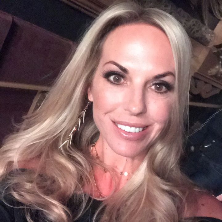 Colleen Lauren