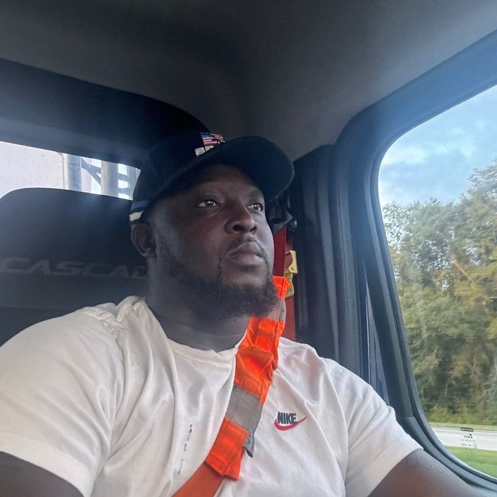 Showthefuckout🚛🚜⚖️🛠️