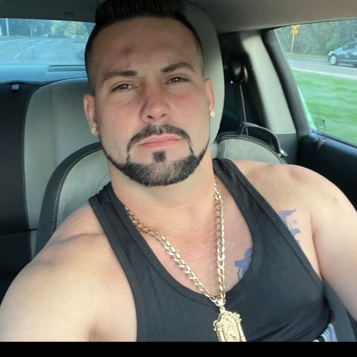 Manuel g
