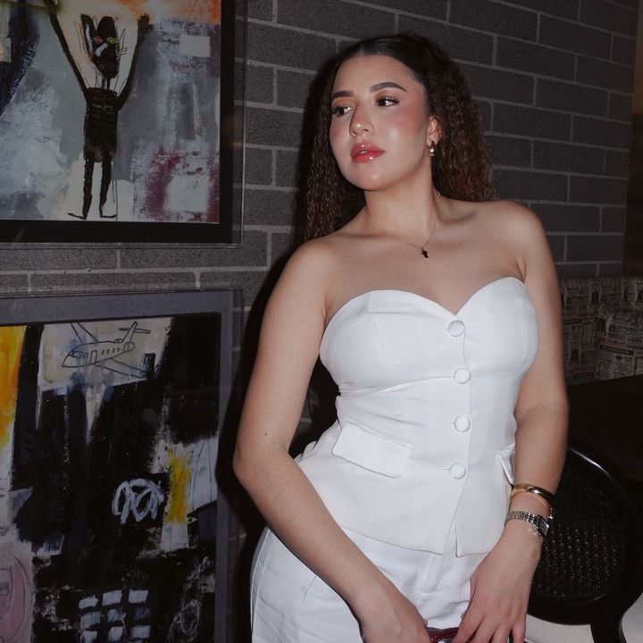 Flor Navarro