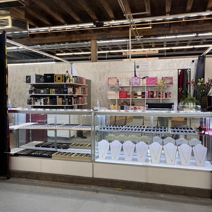 Rome’s Joyería & Fragancias