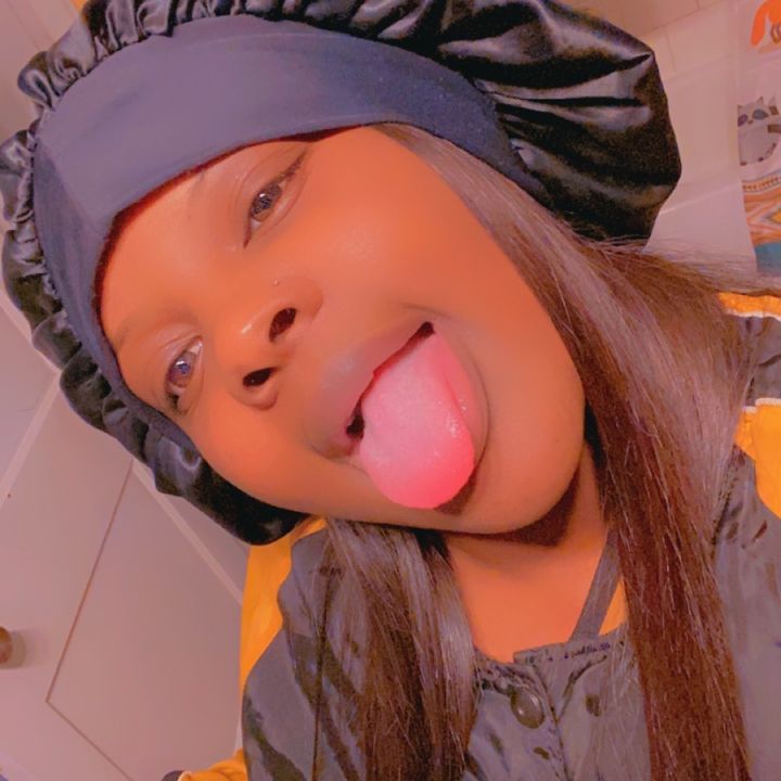 Yanna😏🌈💦