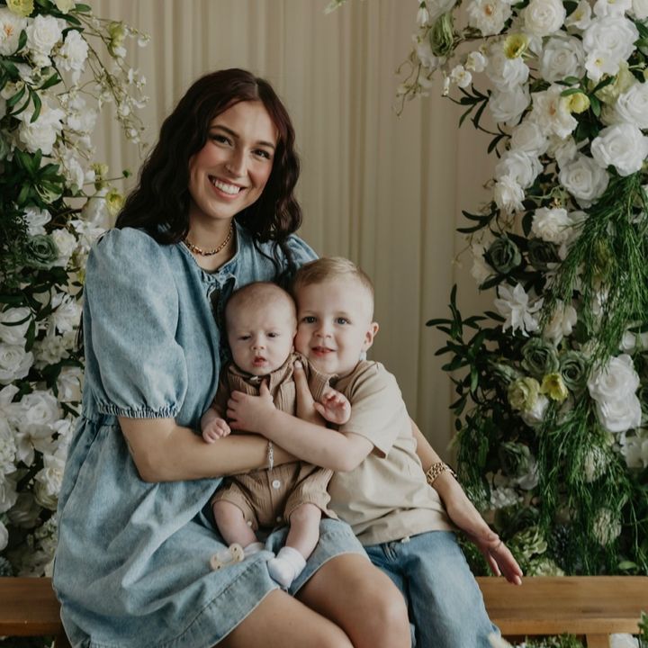 laney | SAHM | linewife |
