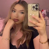 M👸🏼🍓✨