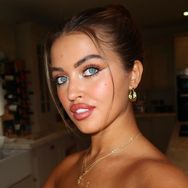 Kathleenxrooney on insta 🧡🍒