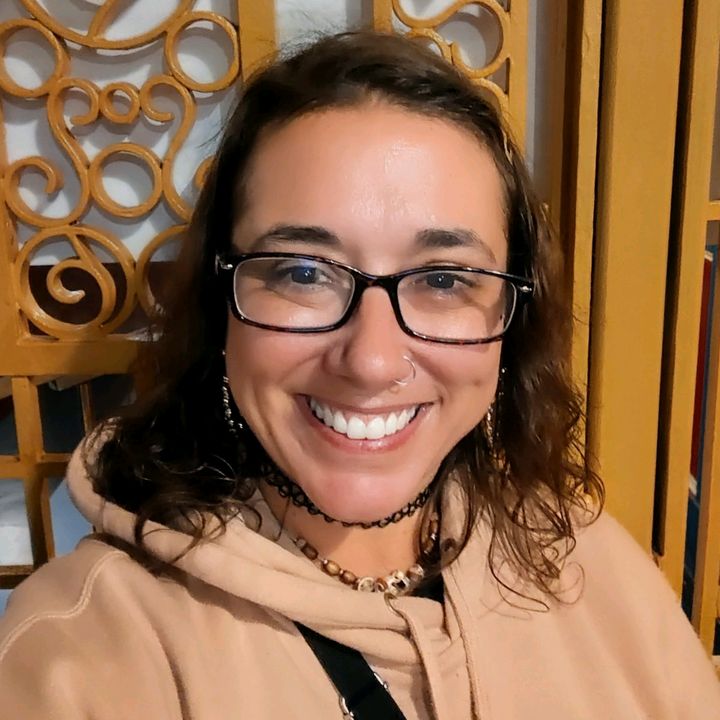 Nicole Holland