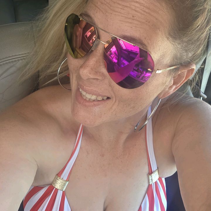 Glenna Collins
