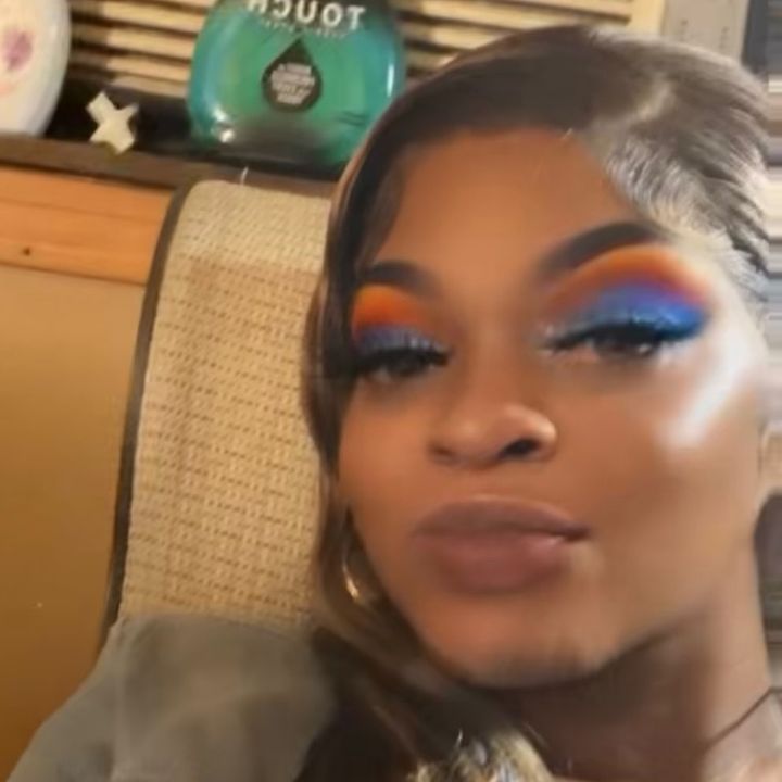Cheeks💜🦋✝️💅💋