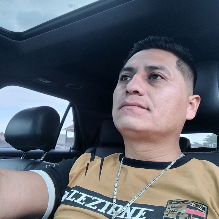 mandó Flores 🇲🇽