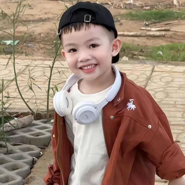 Tin kids