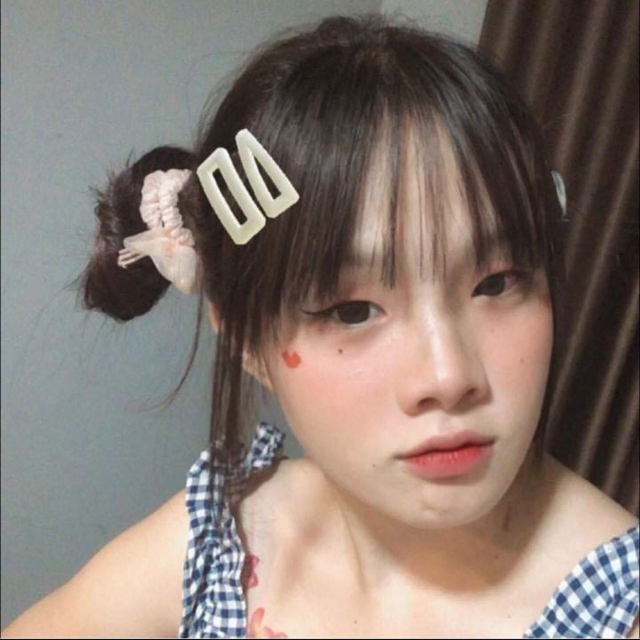 𝐌𝐨𝐞