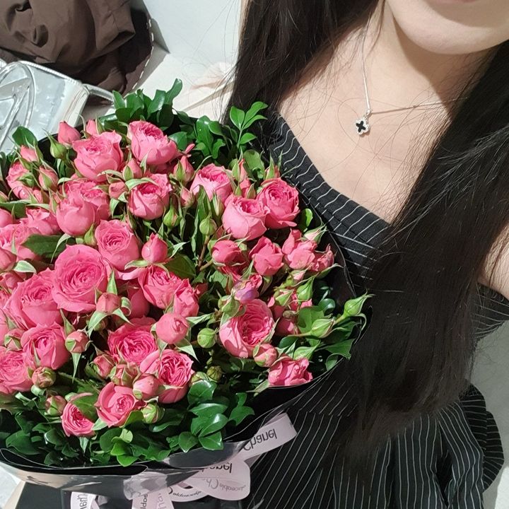 thích màu đỏ :))