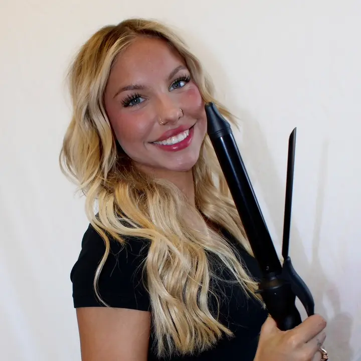 HAYLIE | MI 989 COLORIST