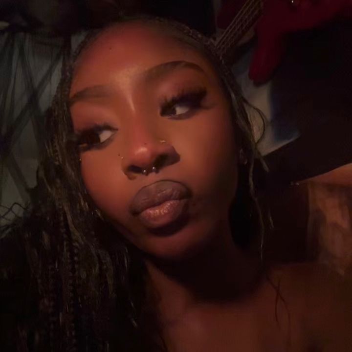 lailaa.lotus