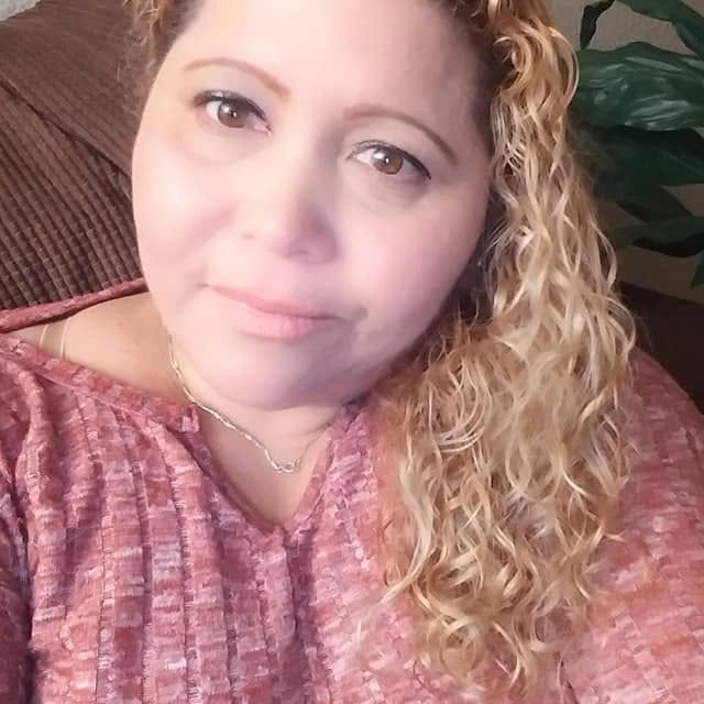 Noemí delcid🙏💜🇸🇻😇💚