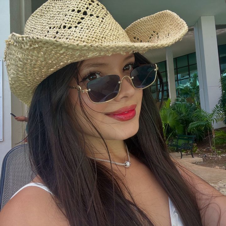 gabrielamanzanoor
