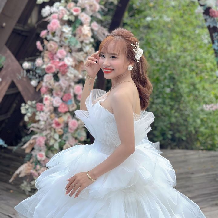Bích Ngân 🎀 ( mẹ bé Sữa )