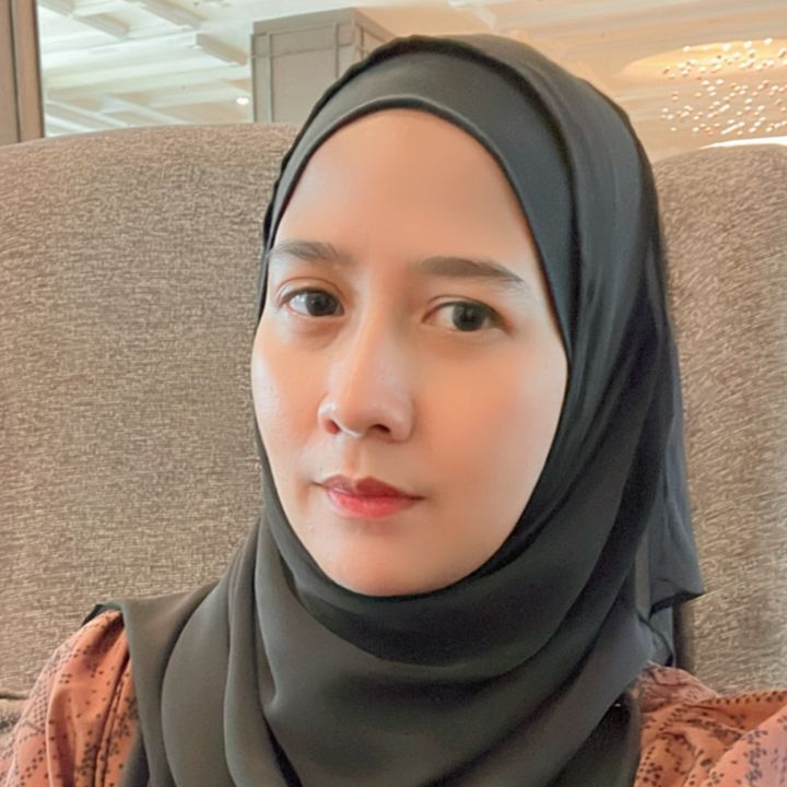 MJ | Suri Mama
