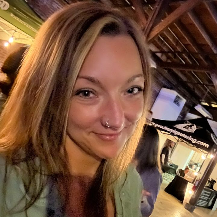 ⚡️🍍Jenny⚡️🍍