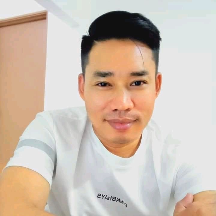 🌞ဆရာအောင်ရဲထူး(ဣစ္ဆာသယ)🌕