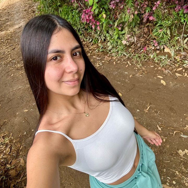 momfitbyjuli
