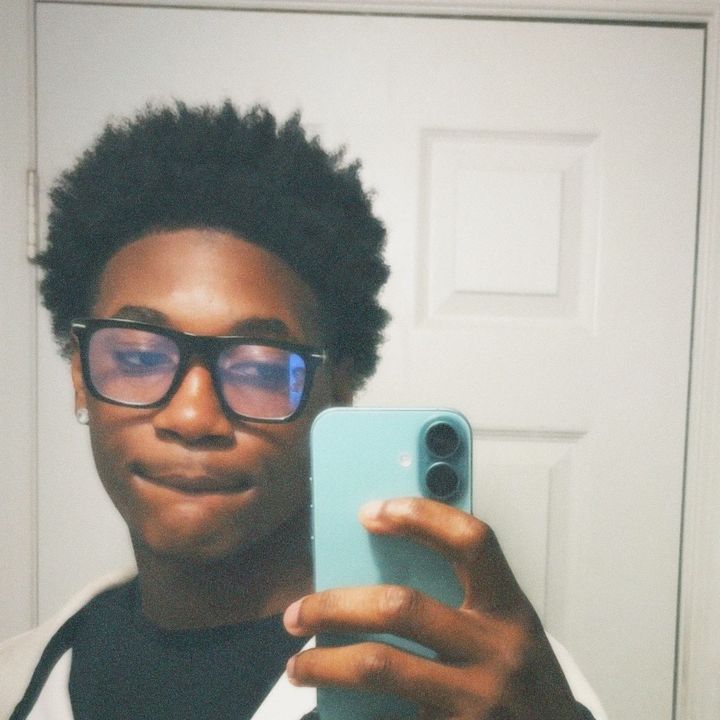 ®️