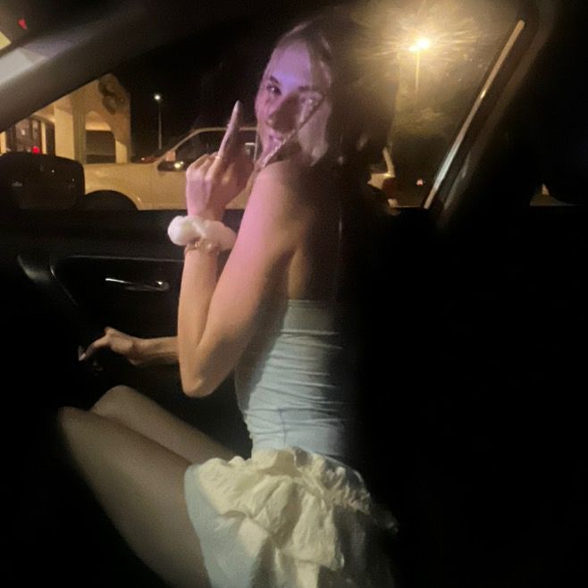 👸🏼