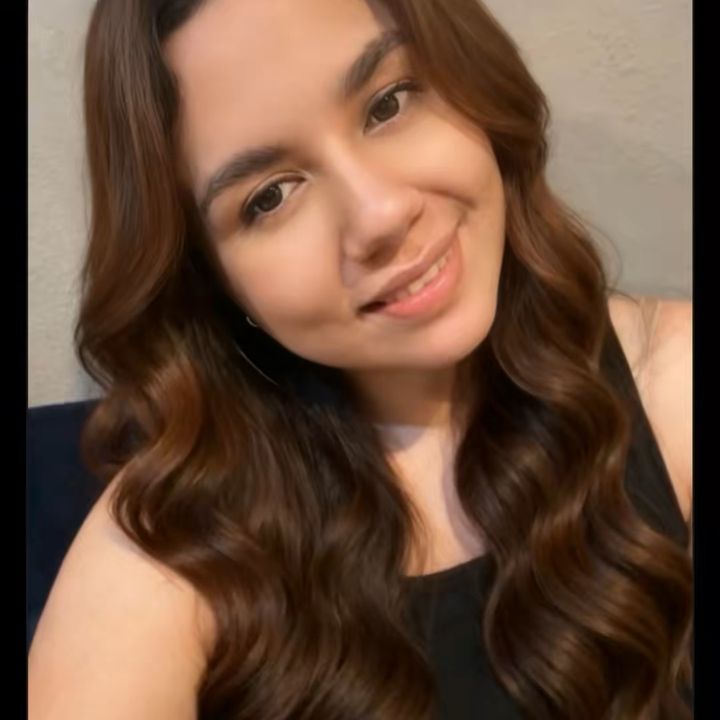 Yani💫