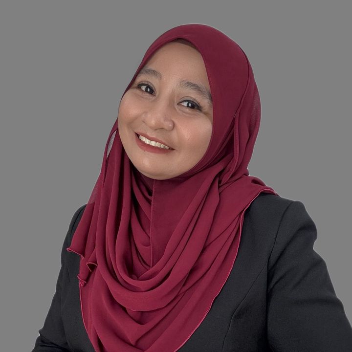 Naziha | Public Gold