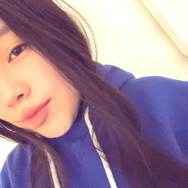 .🕊️🫦