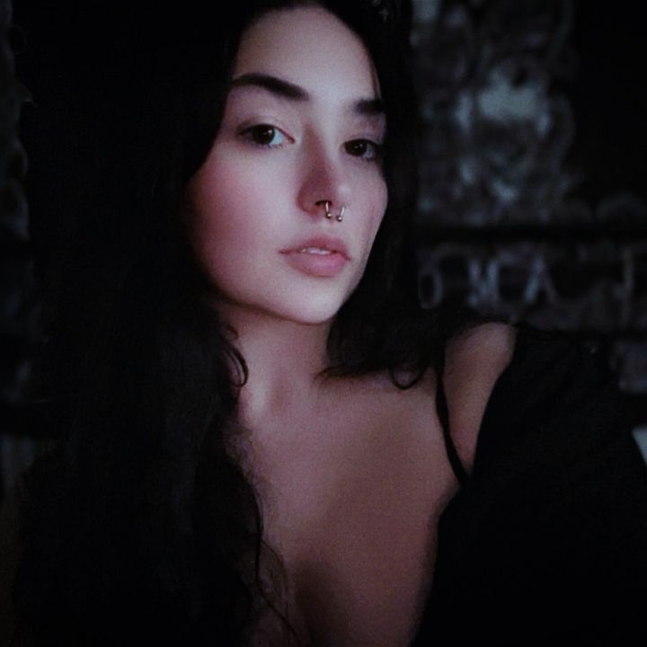 ✨📚𝕸𝖎𝖘𝖘 𝕸𝖚𝖗𝖉𝖊𝖗📚✨
