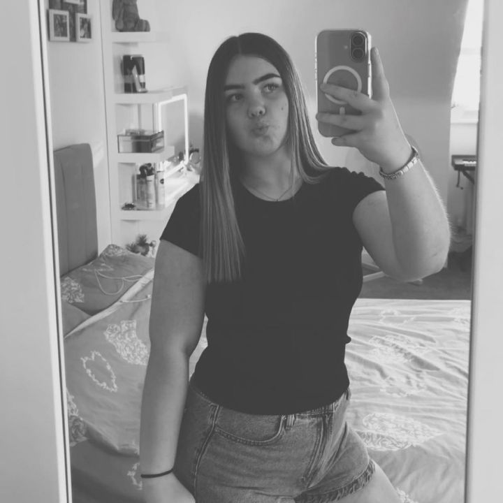 𝐦𝐨𝐥𝐥𝐢𝐞𝐞𝐞 ❦